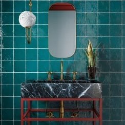 La Riviera Range