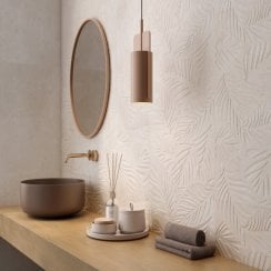 Amira Range